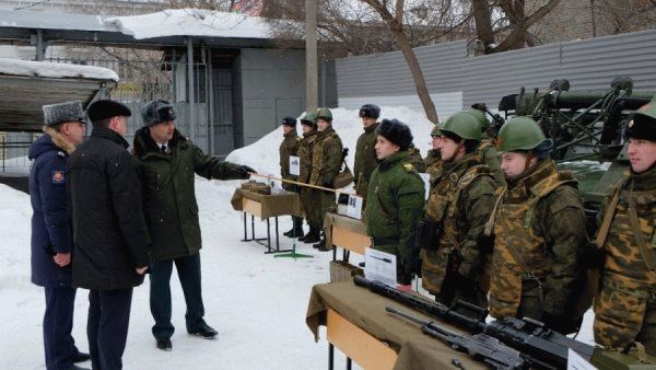 Занятия в военном центре