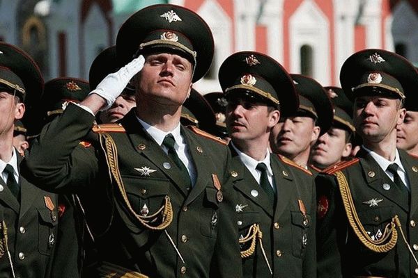 Офицеры России