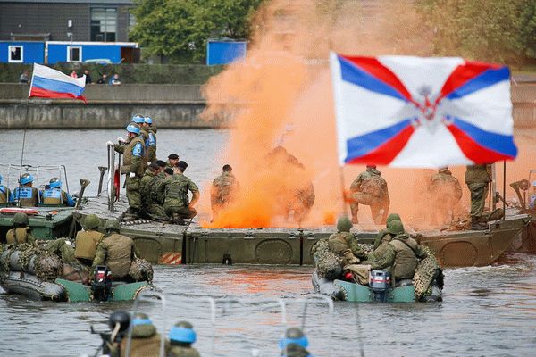 На мероприятии «Военная служба по контракту - Твой выбор» в Калининграде