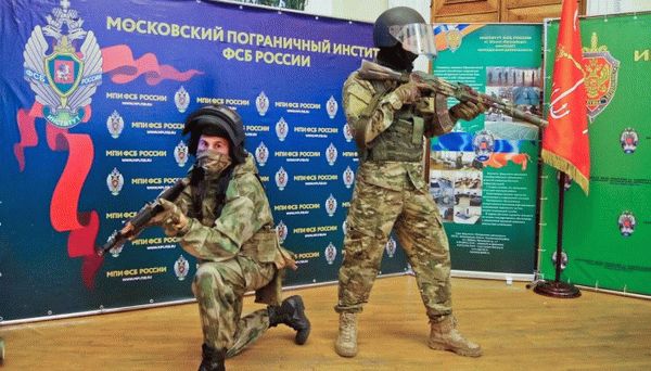 Курсанты ВУЗа