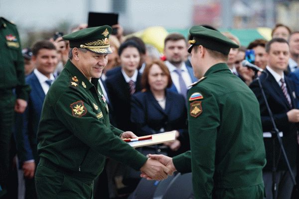 Надбавка за выслугу лет военнослужащим в 2025 году