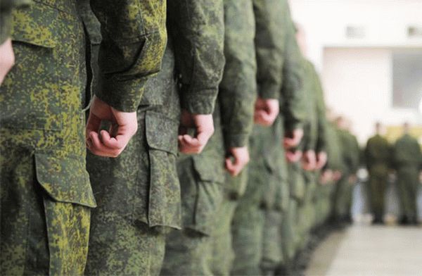 Контрактники