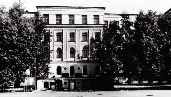 Территория училища